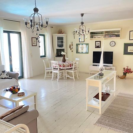 Apartment Tri Kiparisa Тиват Екстериор снимка