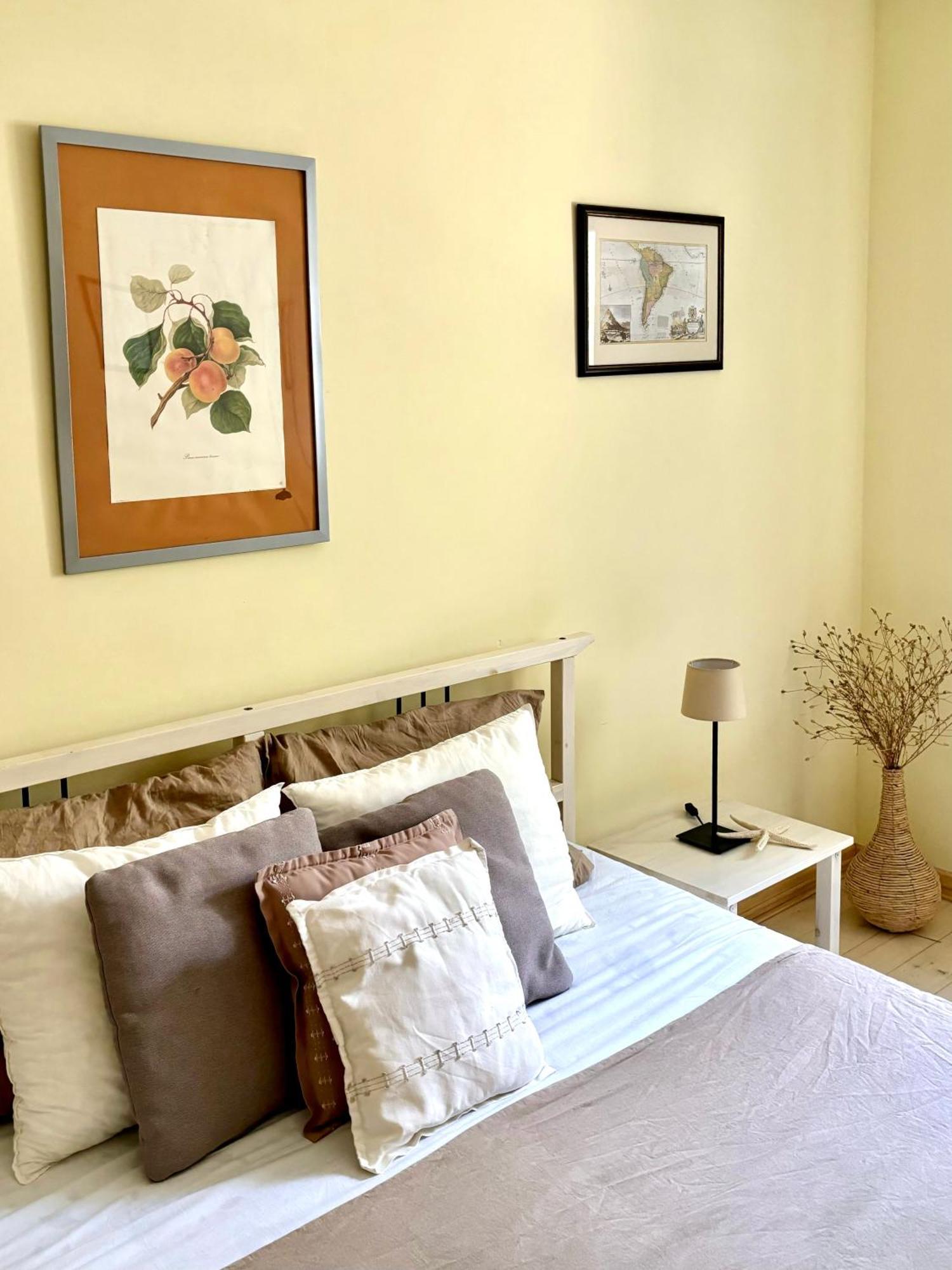 Apartment Tri Kiparisa Тиват Екстериор снимка