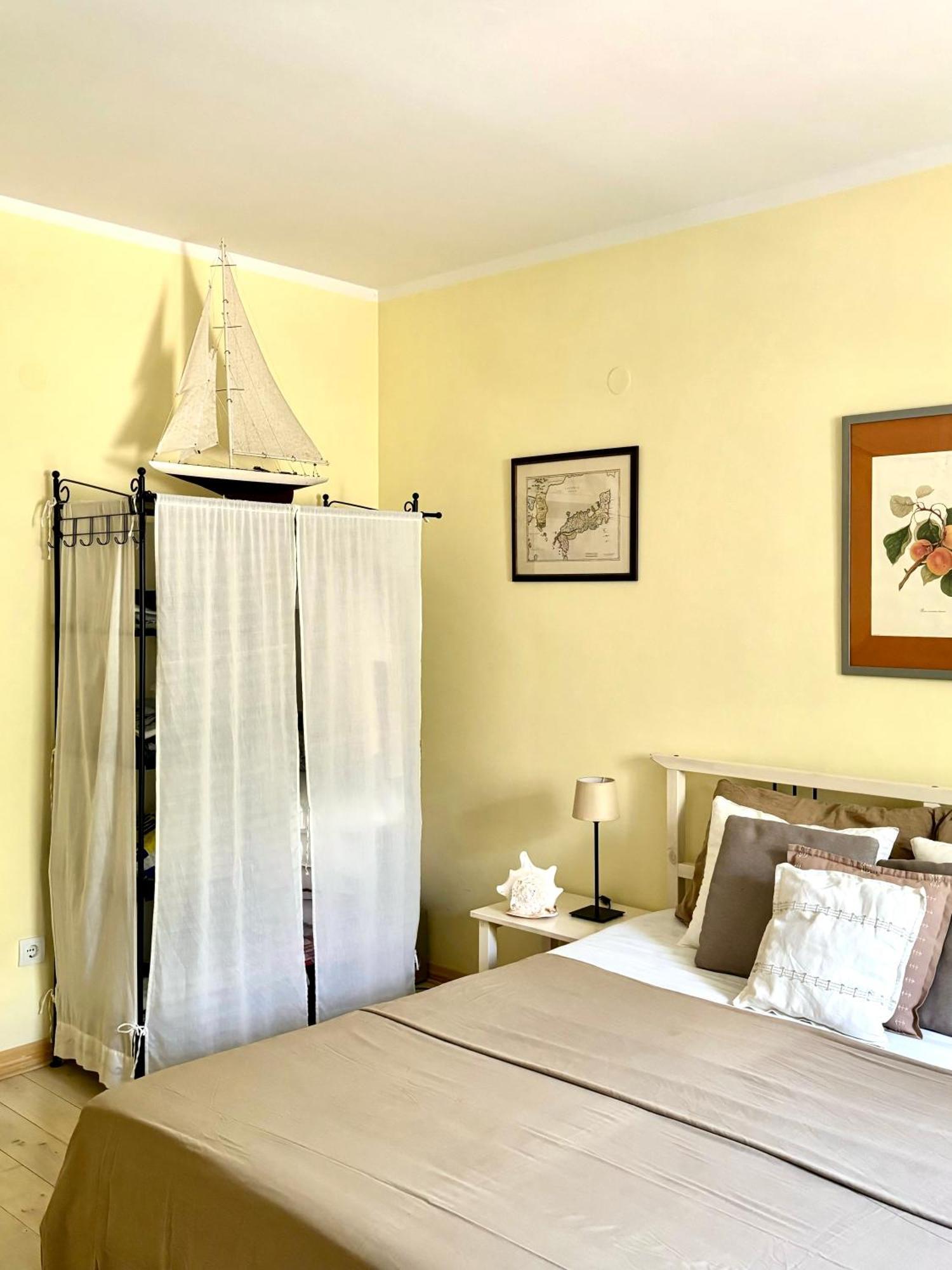 Apartment Tri Kiparisa Тиват Екстериор снимка