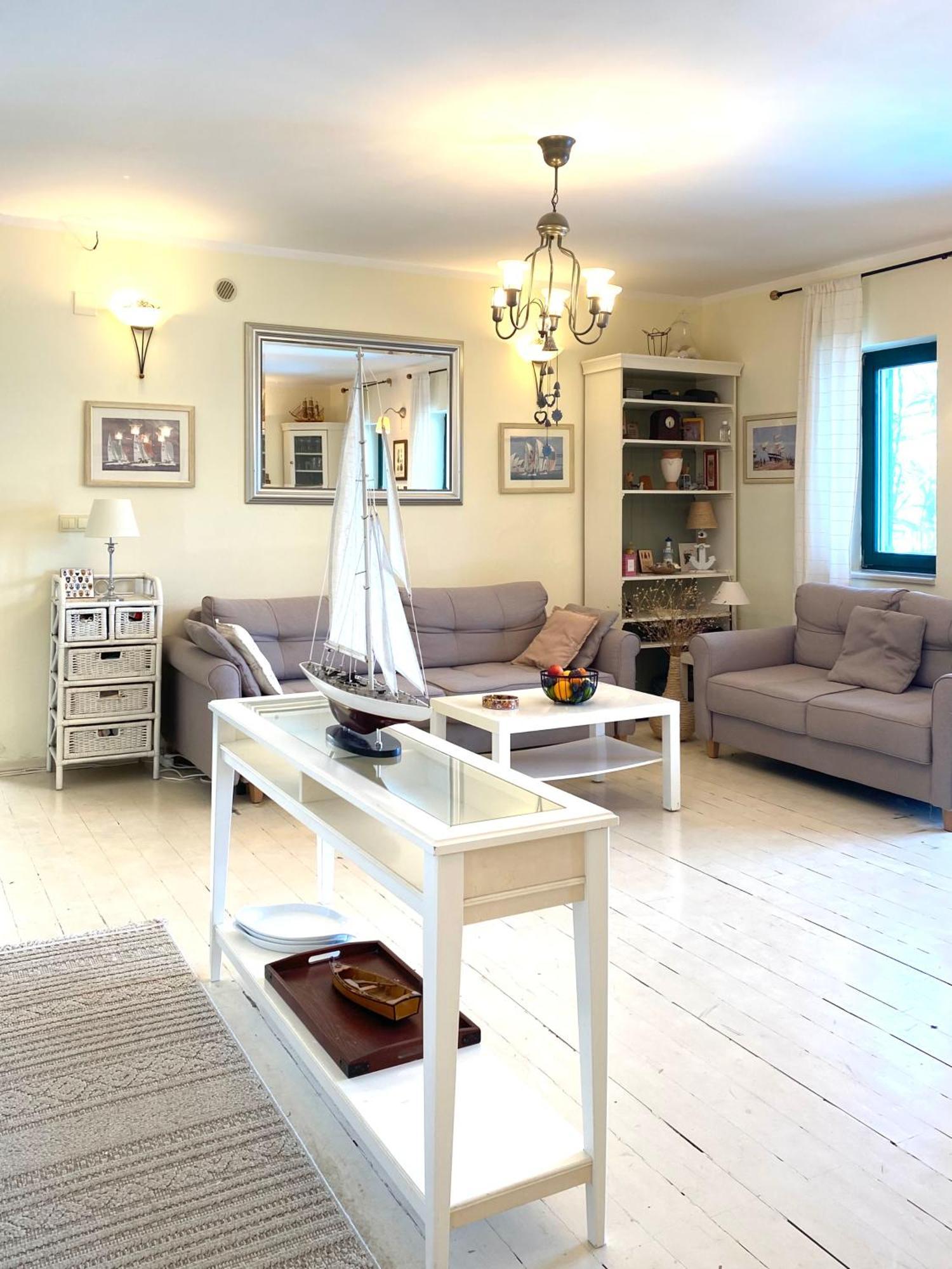 Apartment Tri Kiparisa Тиват Екстериор снимка